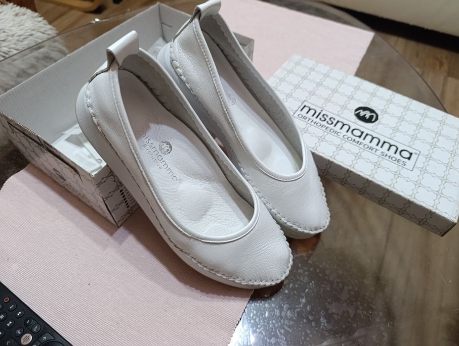 Дамски обувки естествена кожа