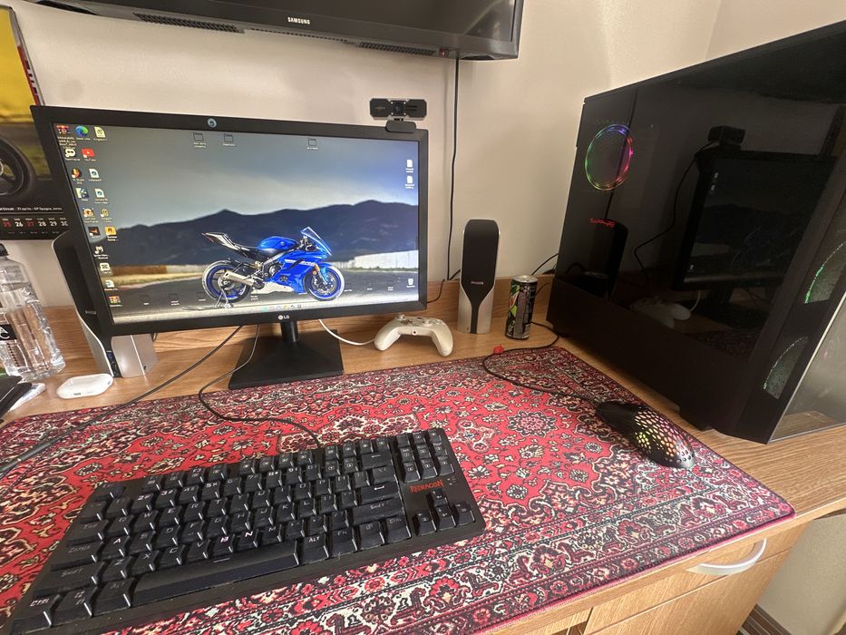 PC Gaming + MONITOR (I5 10400f, RX 5700xt, 16gb RAM)