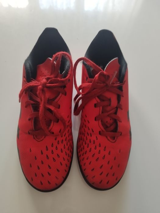 Футболни стоножки Adidas  38 номер