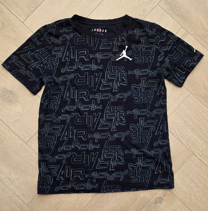 Сет оригинални тениски Jordan + долнище