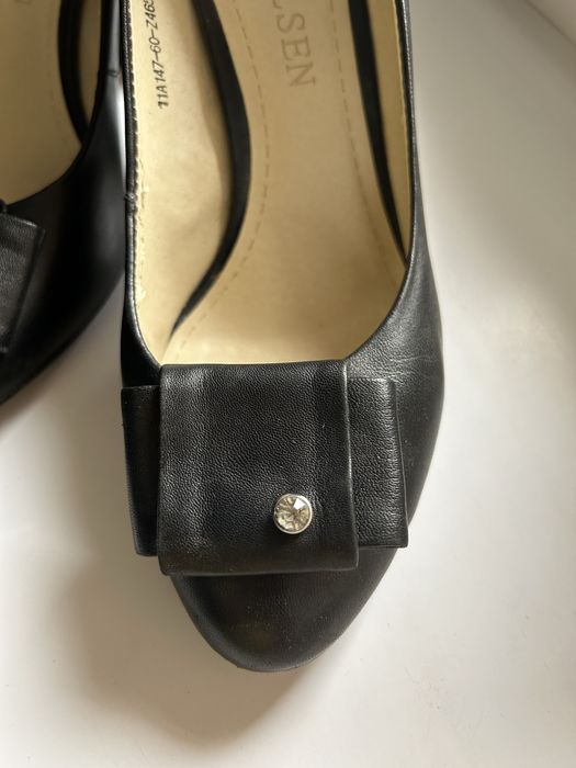 Женские кожаные туфли