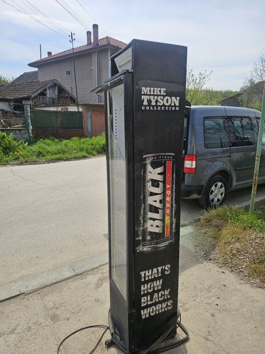 Витрина за напитки.