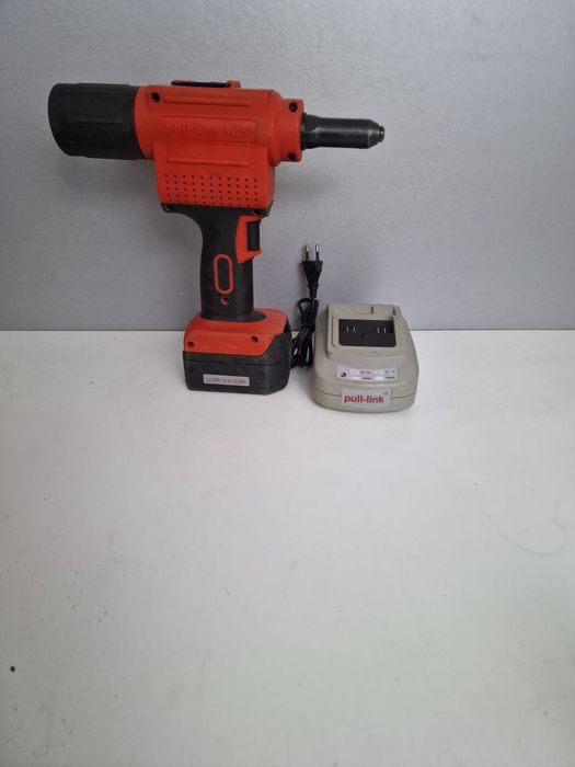 Pistol de tras Pop-nituri 18V