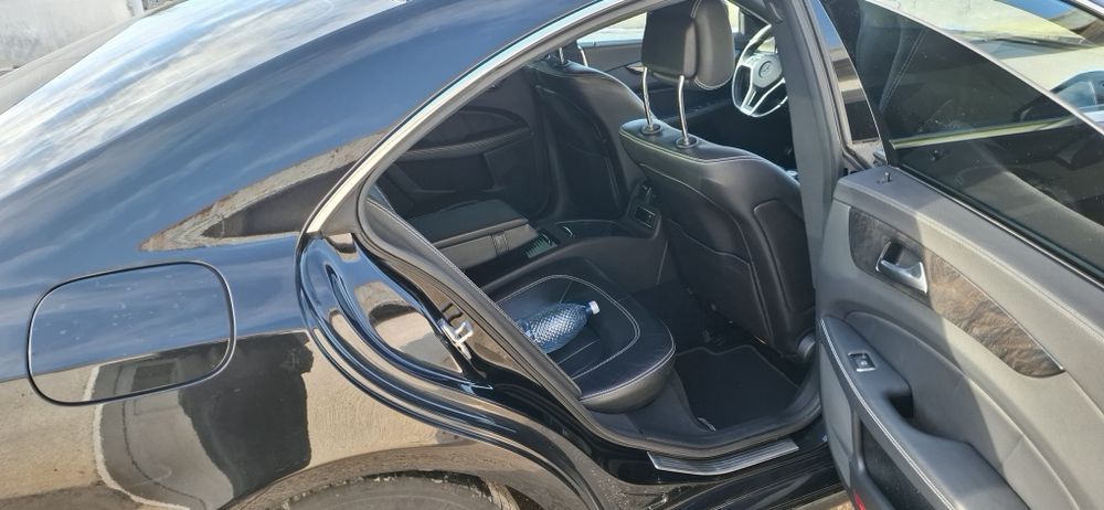 Vand mercedes cls 350.