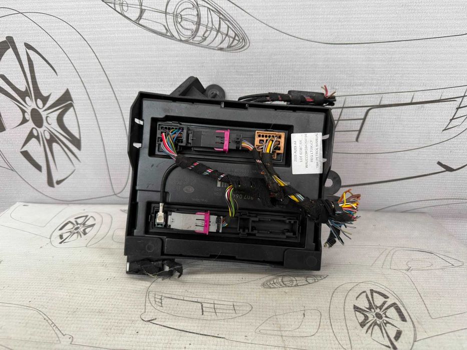 Calculator Confort BCM2 Audi A4 S4 B8 8K 8K0907064C 2009 / [2008-2015] / (5E3)