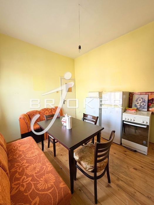 Продава се Тристаен апартамент в Кърджали, Център - 85 кв.м за 1000 €/кв.м - Снимка #1