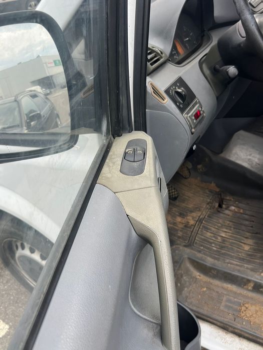 Vand mercedes vito autoutilitara cu frig