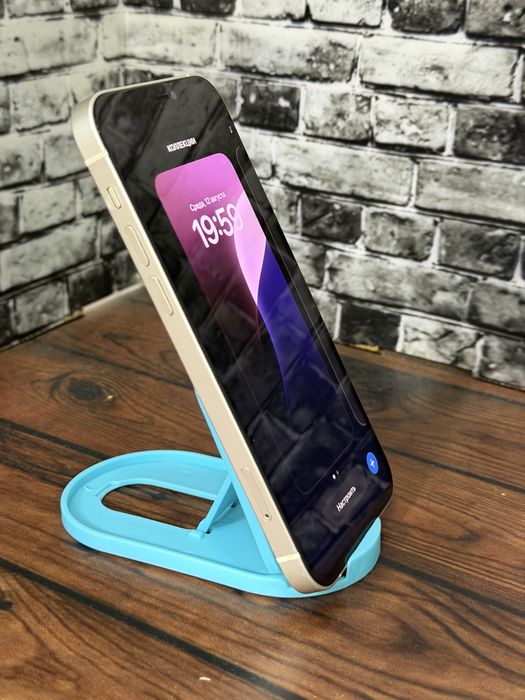 Iphone 12 64 gb.