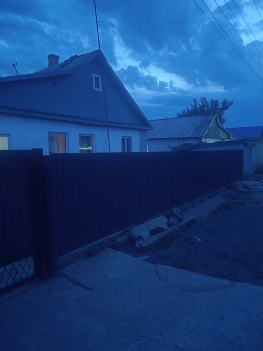 Продам дом пригород Новодолиский