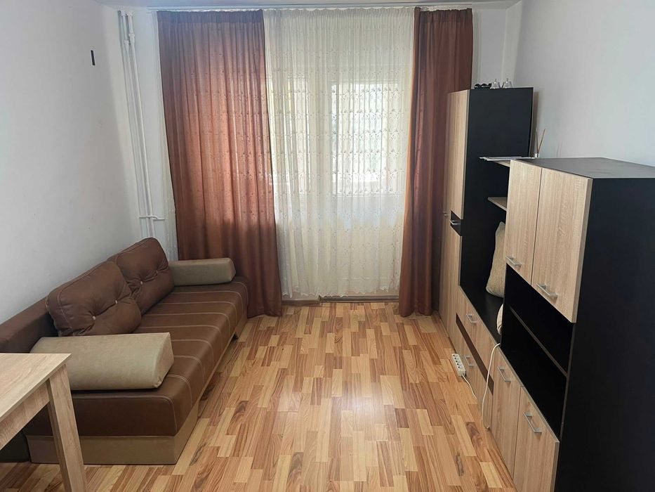 Proprietar vand Garsoniera cu Balcon Etaj 1-EXCLUS AGENTII