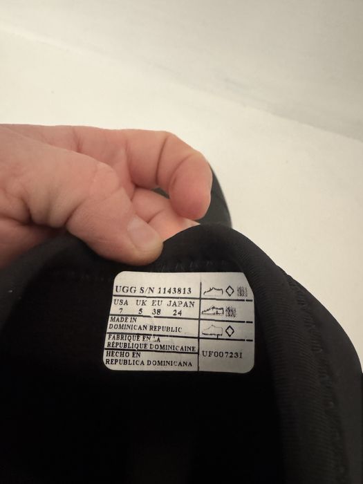 Vand cizme UGG marimea 38