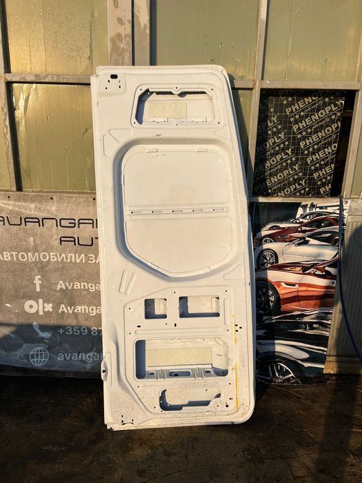 Багажна дясна врата и лява Mercedes Sprinter 2017-2024