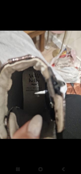 Ghete fetite din piele naturala