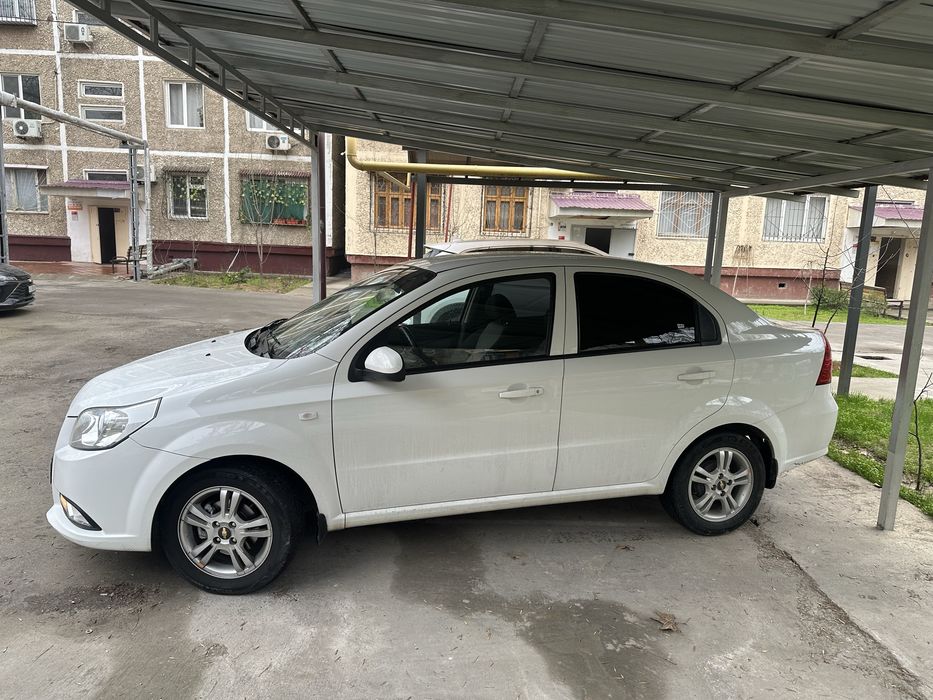 Нехиа 3 2017 йил 4 поз автомат краска тоза пробег 87000 км 906 межикар