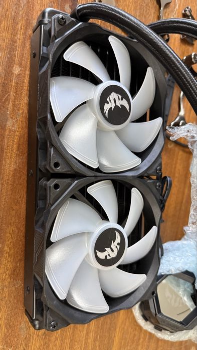 Водно охлаждане ASUS TUF GAMING LC 240 RGB