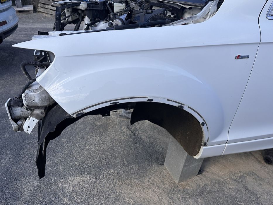 Калник ауди ю7 фейс / audi q7