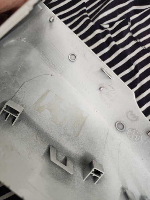 РАМКА ЗА ЛЯВО ОГЛЕДАЛО VW POLO 6R 212835369
