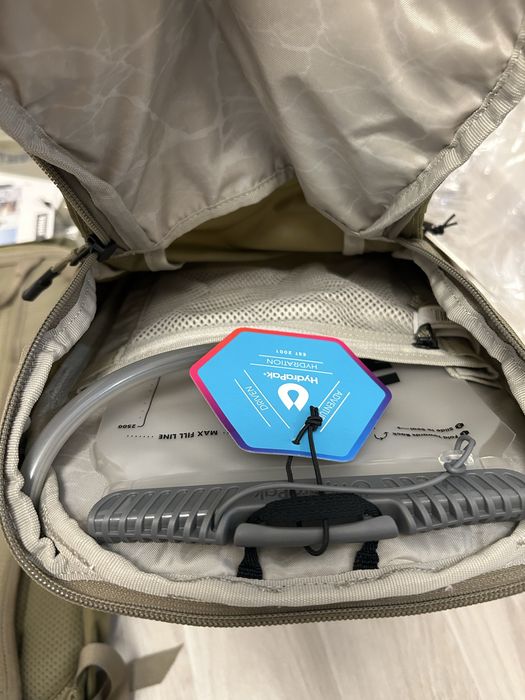 Rucsac Thule AllTrail 10L cu hidratare HydraPak 2.5L – NOU, cu etichete