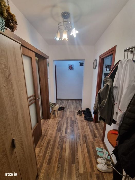 Faleza nord-apartament 4 camere et 1 cu gaze