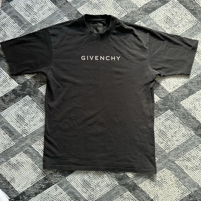 тениска givenchy оригинал