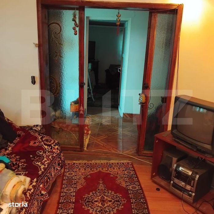Casa 12 camere, 150 mp, zona Nucsoara de Jos