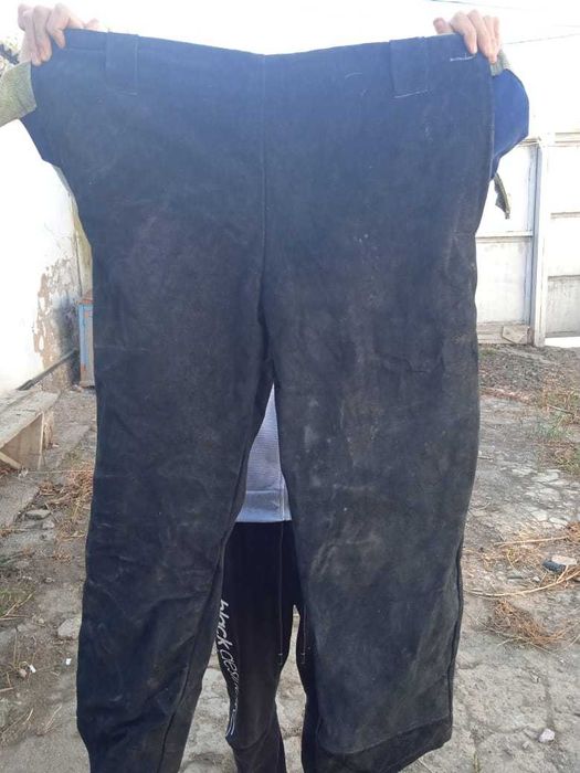 Спецодежда ,брюки сварщика ,б/у, зимние