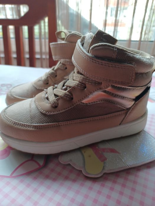 Детски боти H&,M