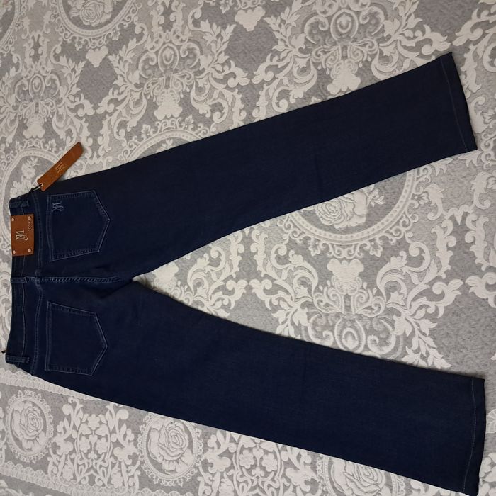 Джинсы новый, размер 48