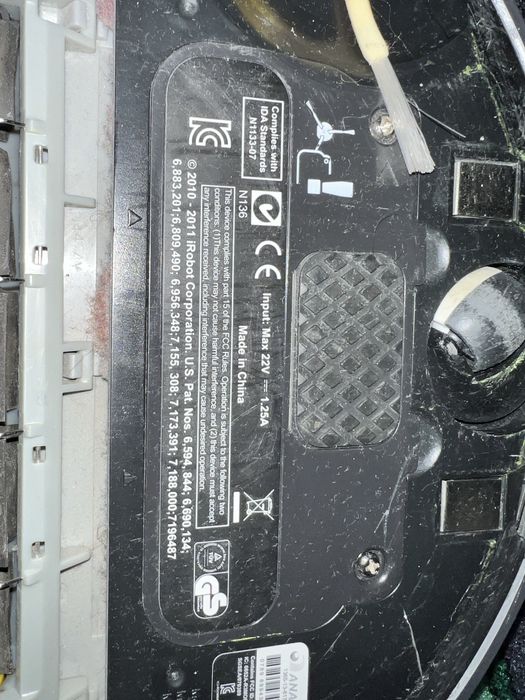 Robot de aspirare inteligent iRobot Roomba 785 Navigare iAdapt HEPA