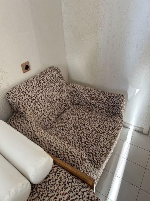 Продавам 2 броя запазени фотьойла