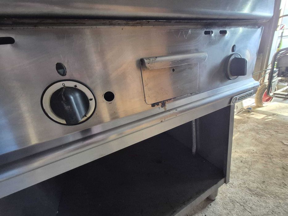 Grill profesional de banc GIGA