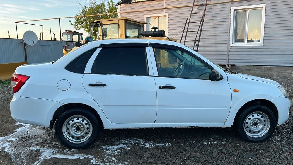 Срочно продам LADA GRANTA
