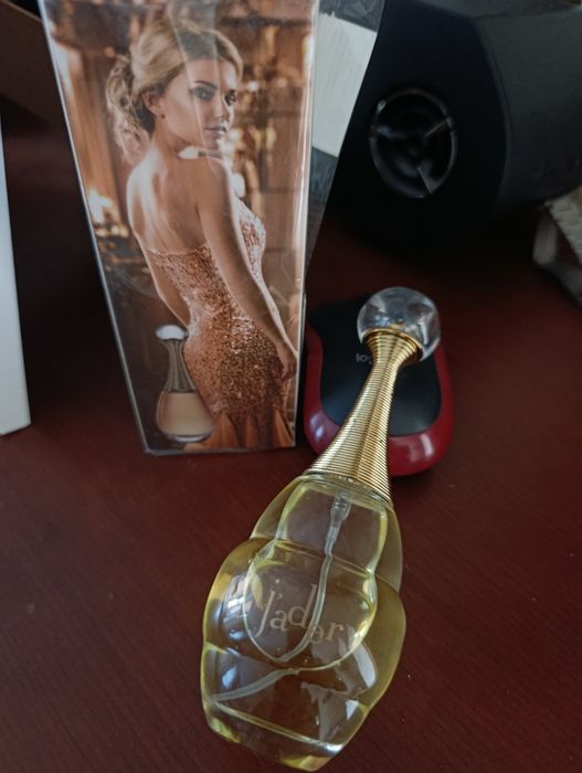 Парфюмированная вода Dior J'Adore