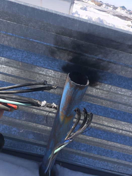 Электрик опытный