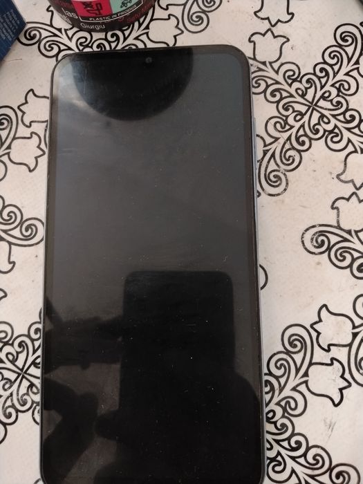Vând Samsung a 25