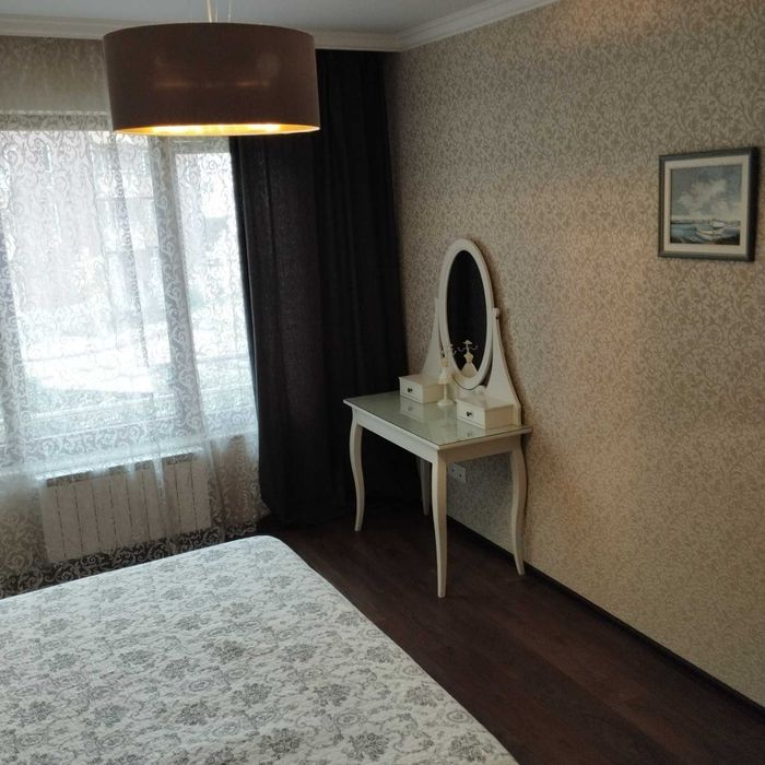 Дава се под наем Тристаен апартамент в София, Манастирски ливади - 125 кв.м за 1200 € - Снимка #3