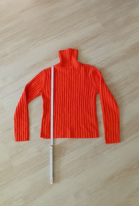 Pluover cu guler, helancă