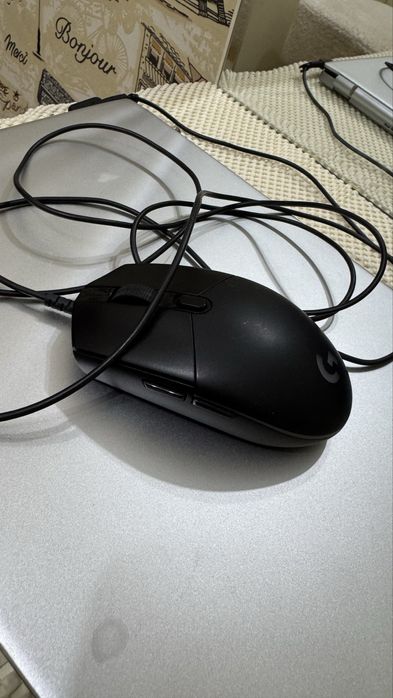 Logitech G102 LIGHTSYNC Gaming Mouse