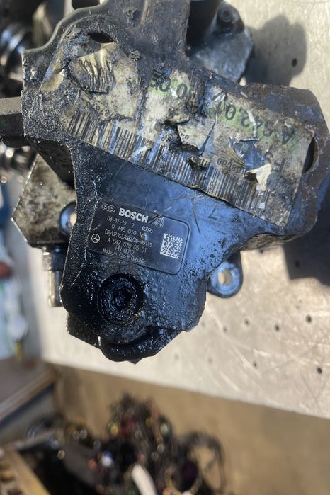 Pompa injectie A 642 070 05 01 Mercedes-Benz E-Class W211/S211