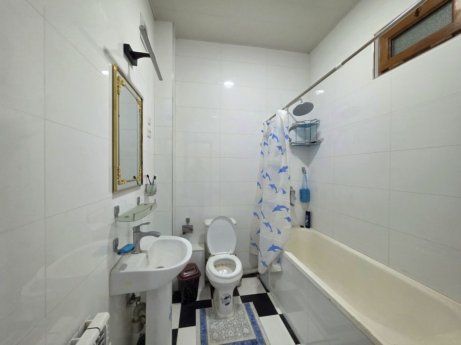 Фарғона шаҳар хокимият ёнида квартира сотилади