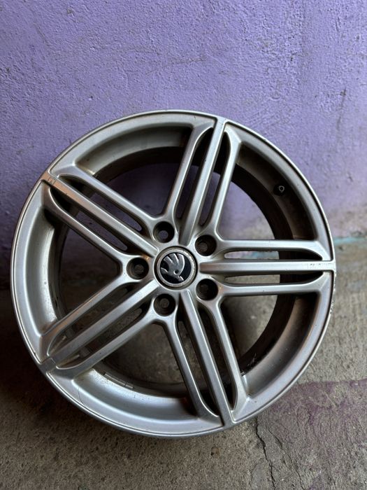 Jante R17 5x112 Skoda VW Golf Passat Seat Octavia - Import Italia