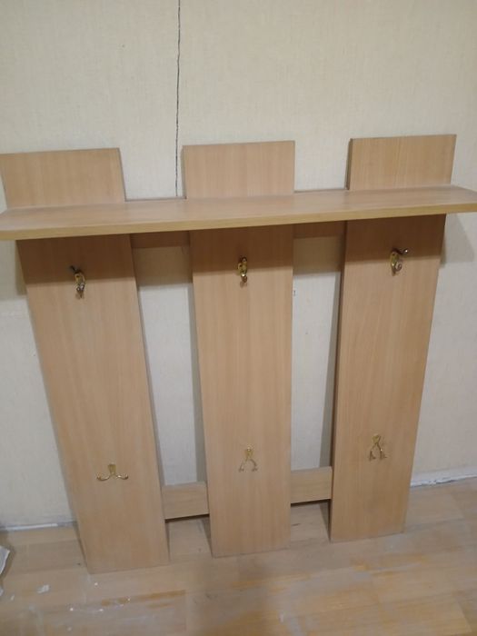 Продаётся вешалка