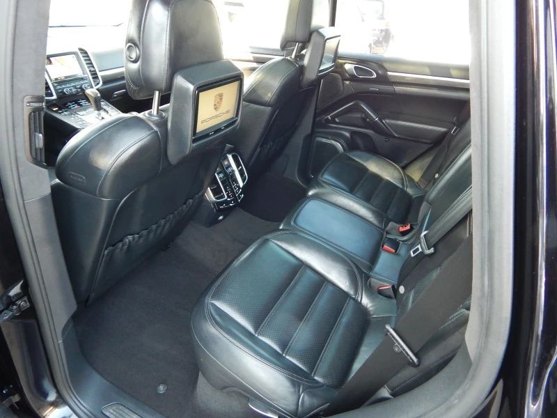 Porshe Cayenne 4.8 Turbo