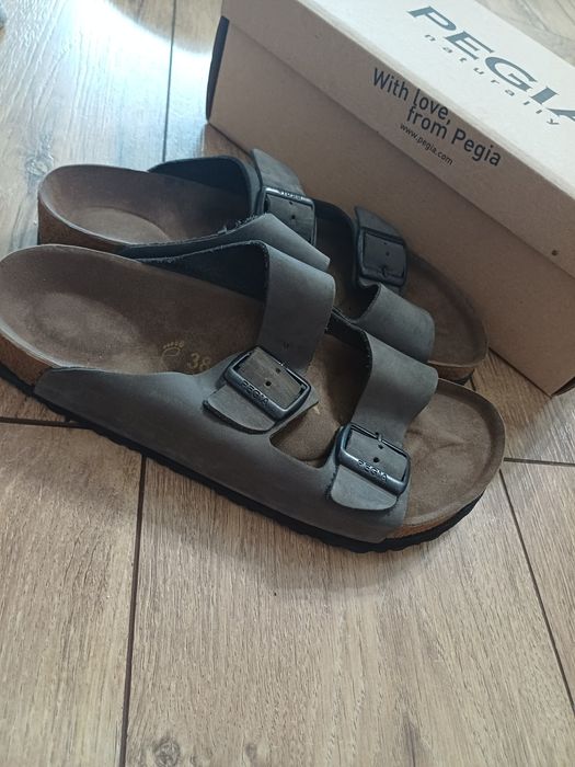 Шлепанцы pegia в отличном состоянии