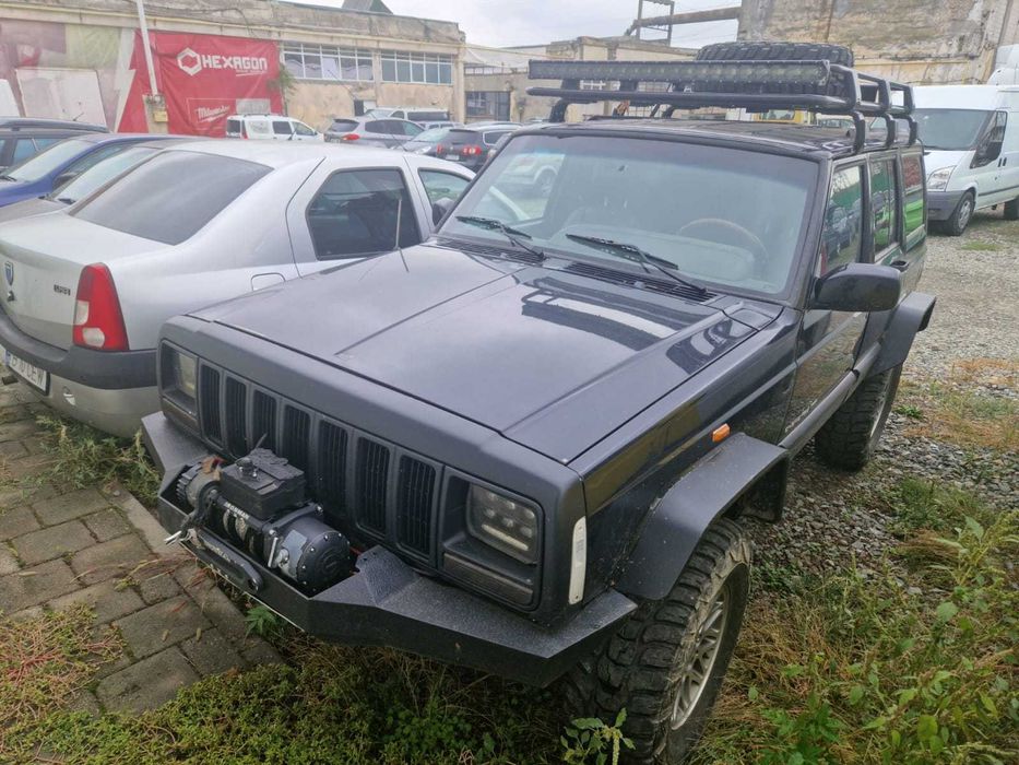 Jeep Cherokee xj 2,5 TD Timisoara • OLX.ro