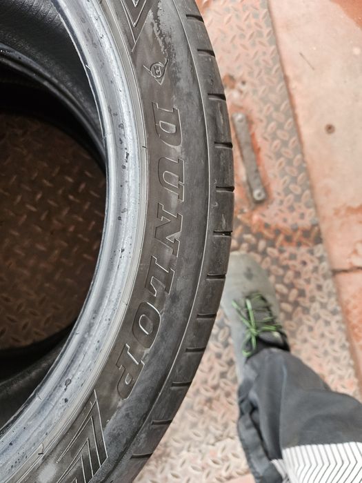 Гуми 255/40/18 2броя