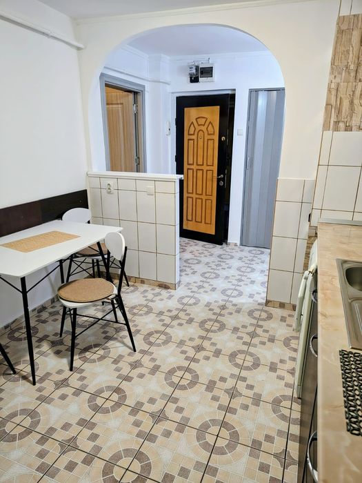 Inchiriez apartament 2 camere Braila