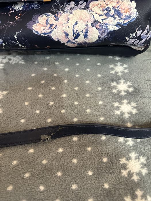 Geanta Parfois cu flori