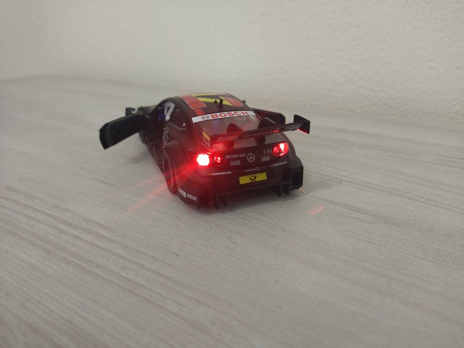 Метална количка Mercedes- Benz C63 DTM !!!