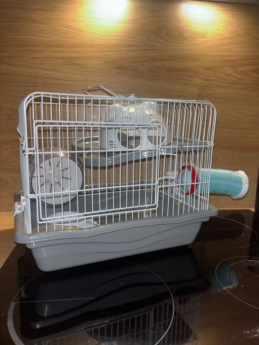 Cușcă pentru hamster si accesorii